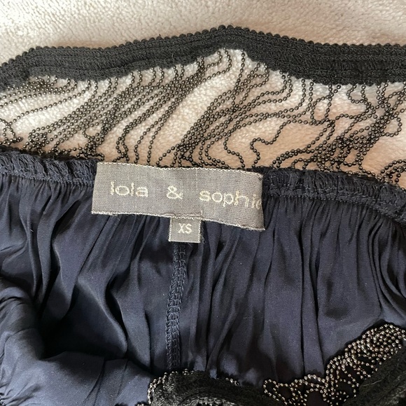 Off the shoulder top - Picture 3 of 3